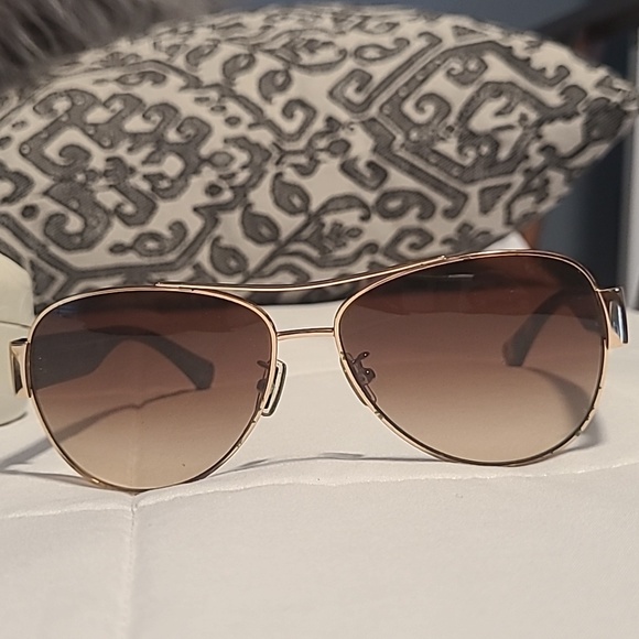 Coach sunglasses - Picture 3 of 5